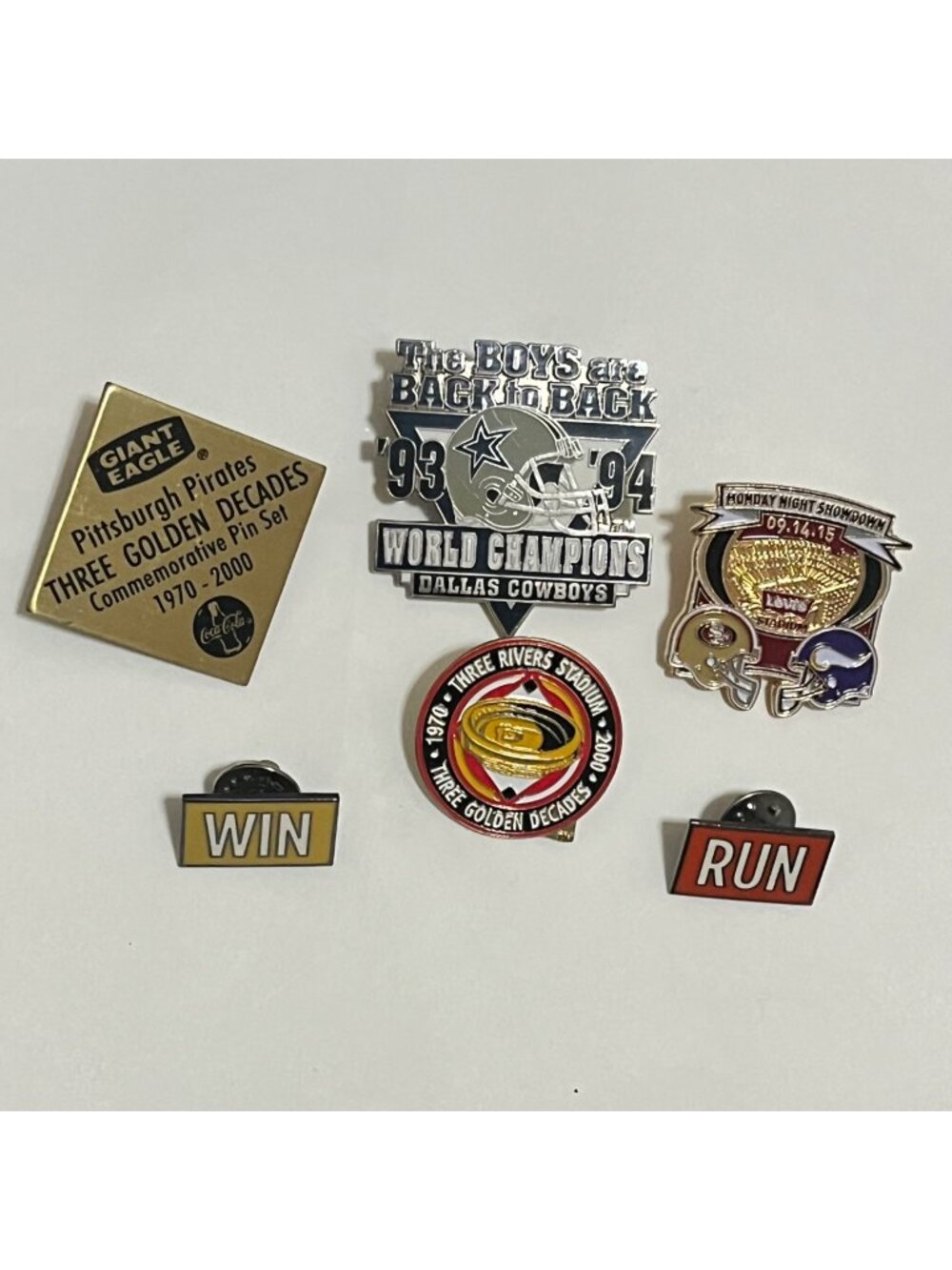 Vintage Sports Lapel Pin Lot Dallas Cowboys 49ers Vikings Pittsburgh Pirates NFL